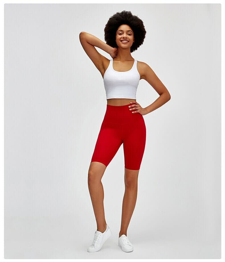 red shorts with inner pockets